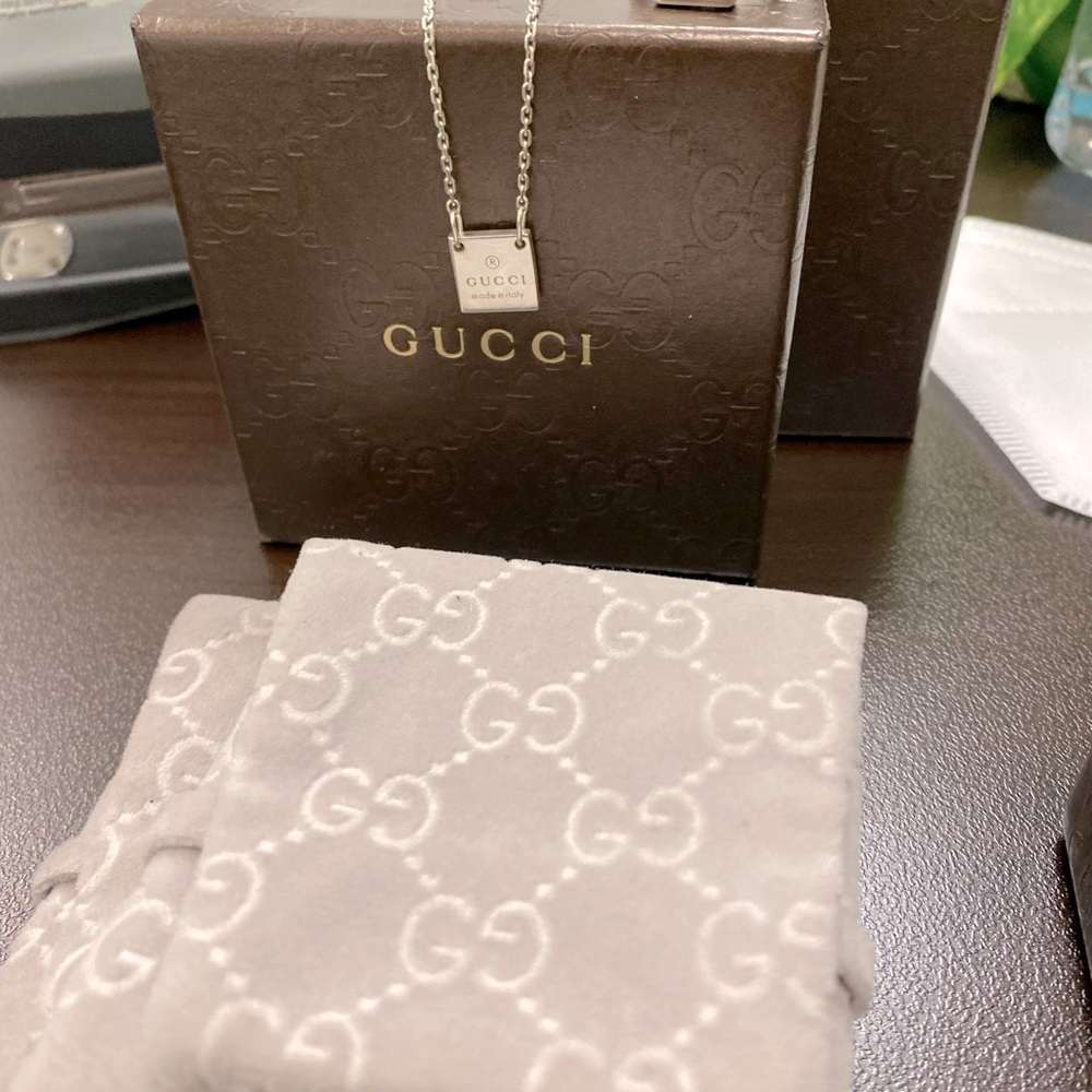 Gucci necklace and ring. In great condition only worn twice.